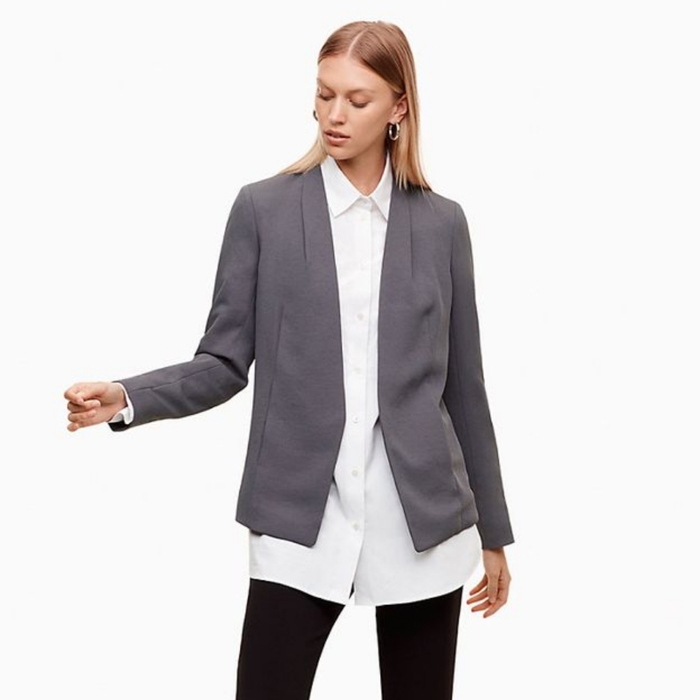 Aritzia Babaton Keith Collarless Tailored Crepe Blazer Gray Size 00 Career *